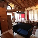 Kayserkaya Inn *